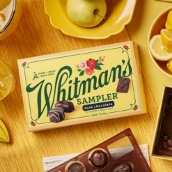 Whitman's Sampler Assorted Dark Chocolates, 10 Oz. -Sweet Gift Shop 076740070832 7083 10oz whitmans dv sil1