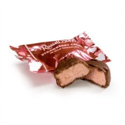 Milk Chocolate Strawberry Creme, 24 Oz. -Sweet Gift Shop val mc straw 24ozbag alt2 1000